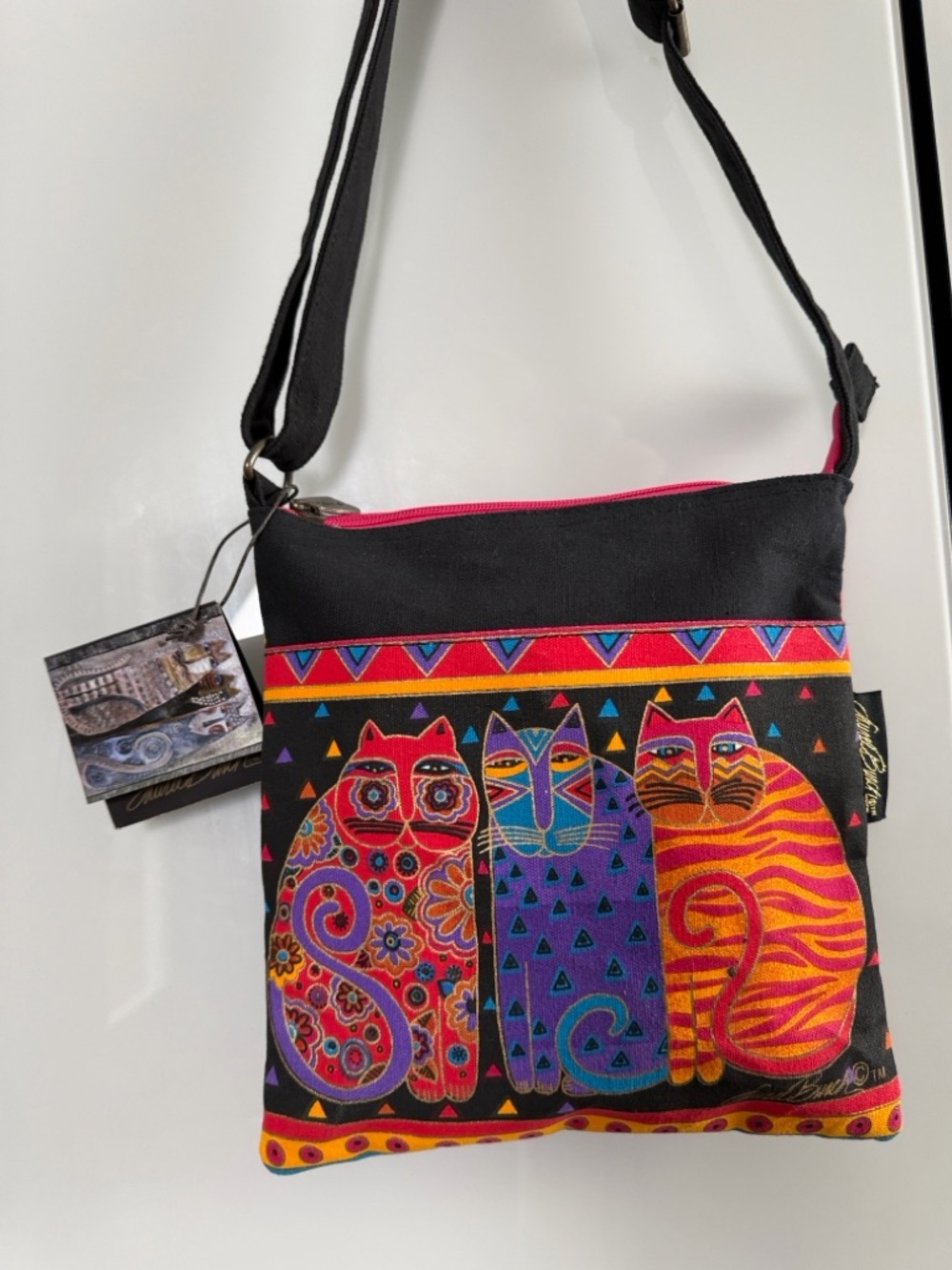 Laurel Burch NWT Colorful Cat Crossbody Bag Adjustable Strap Art Shoulder Purse - Picture 17 of 17